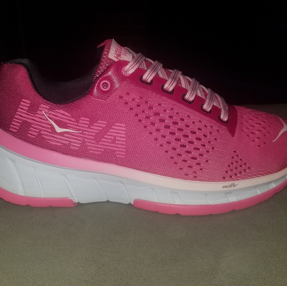 💟~HOKA ONE ONE CAVU RUNNING SHOES~💟